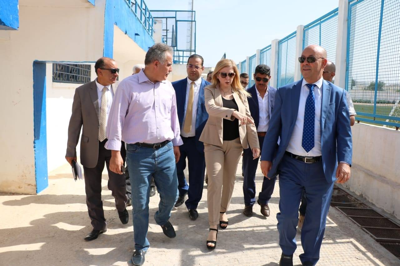 Tunisie: La ministre de la Jeunesse et des Sports inspecte le stade municipal d’Oued Ellil 