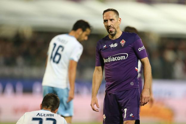 Franck Ribéry sanctionné après avoir busculé un arbitre