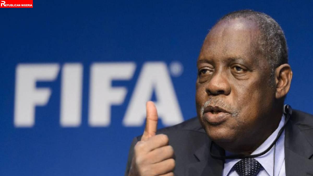 AFRIQUE – Issa Hayatou sanctionné par la FIFA