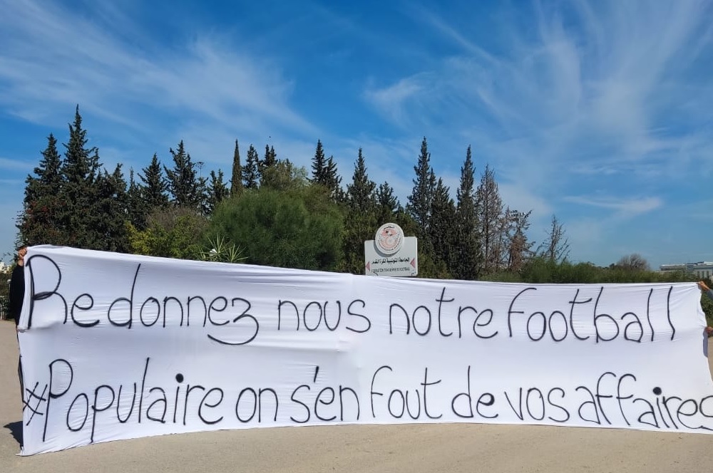 Foot – Le message Fort du groupe “Leaders Clubistes 2003”
