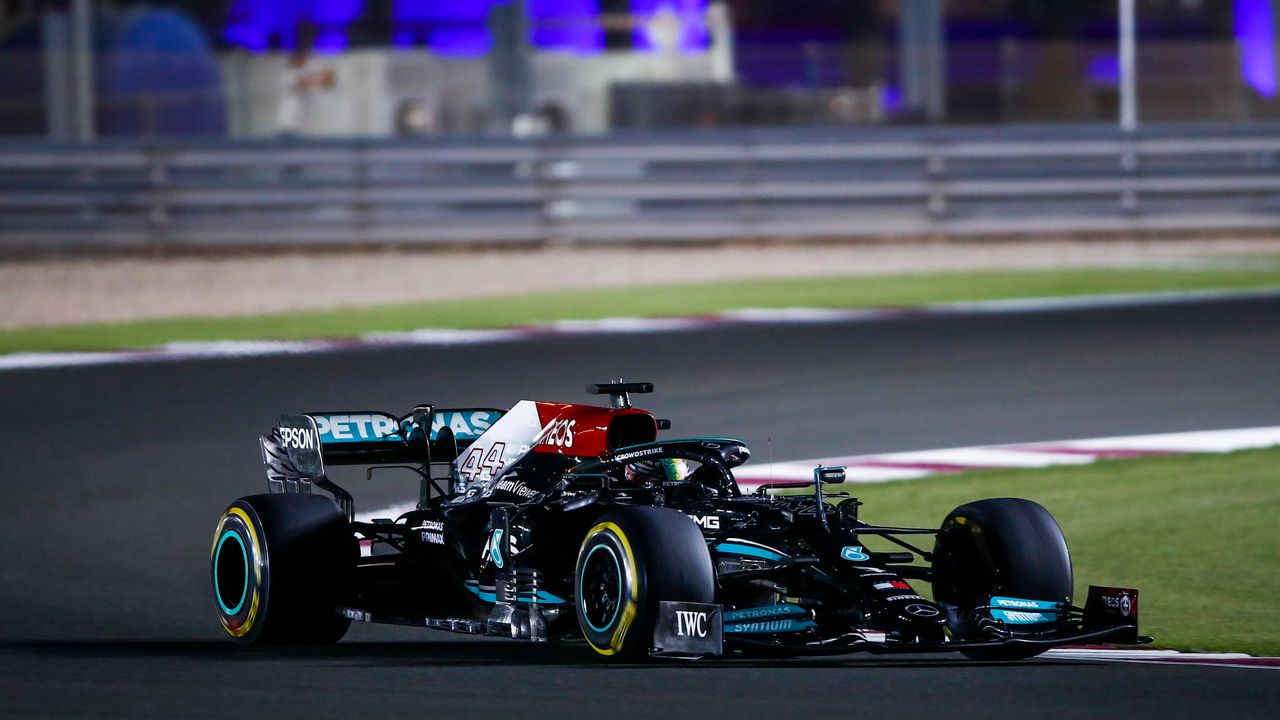F1 – GP Qatar : Hamilton gagne et réduit encore l’écart