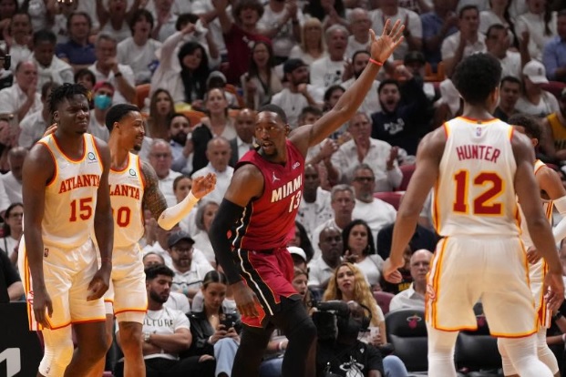 Play-offs NBA : Phoenix garde l’avantage, Miami Heat élimine Atlanta