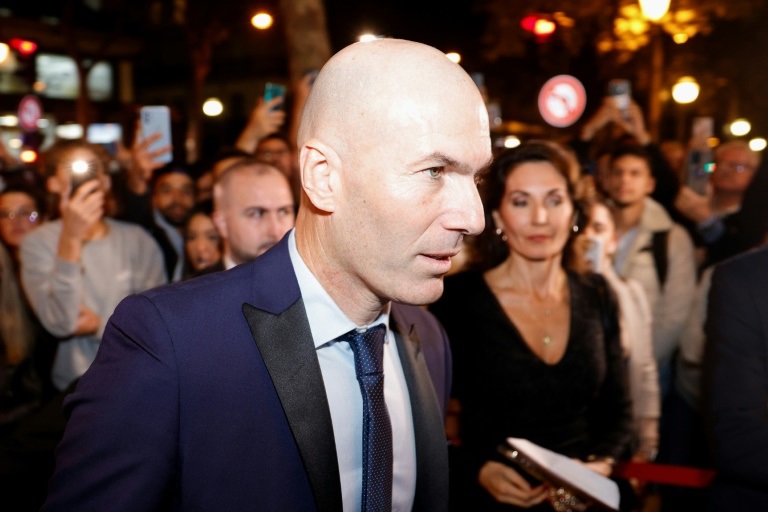 Mondial 2022 : pour Zidane, “il faut laisser le boycott de côté”