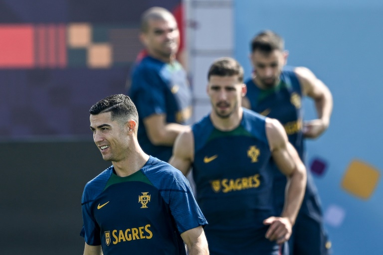 Mondial: Ronaldo? “Dans une forme extraordinaire”, selon le Portugais Ruben Neves