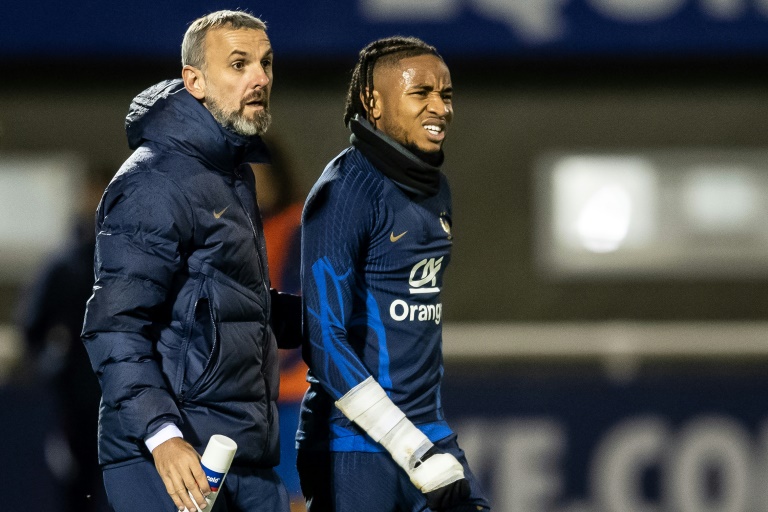 Mondial: Nkunku forfait, les Bleus submergés par les blessures