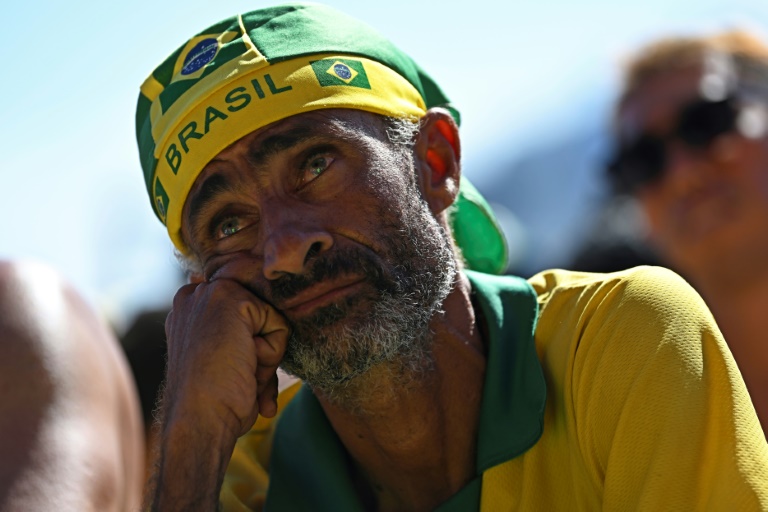 Mondial: les Brésiliens effondrés après l’élimination de la Seleçao