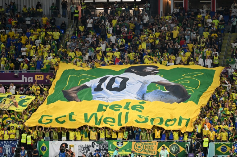 L’état de santé de Pelé “continue de s’améliorer”